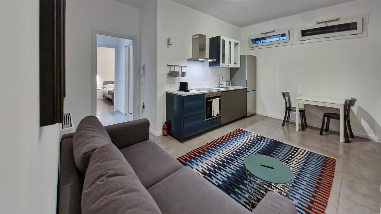 Le Suites Moderne Милан Экстерьер фото